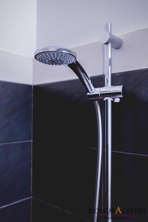 Domus Alberti Bed & Breakfast ローマ エクステリア 写真
