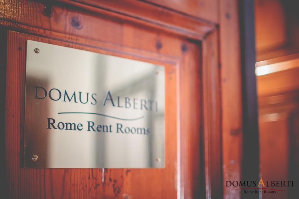 Domus Alberti Bed & Breakfast ローマ エクステリア 写真