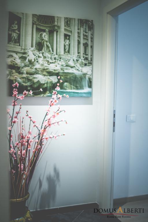 Domus Alberti Bed & Breakfast ローマ エクステリア 写真